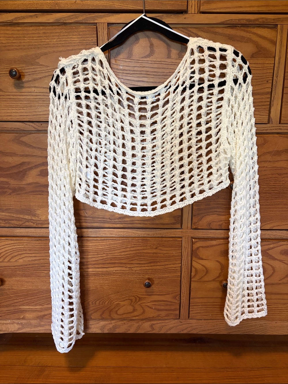 HYFVE White Open Knit Long Sleeve Cropped Top - Picture 2 of 2